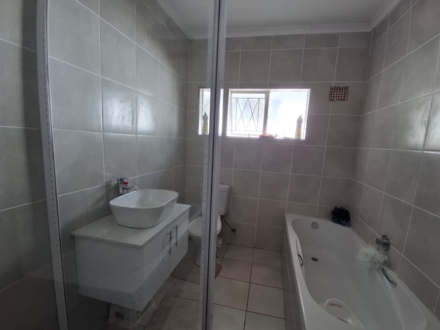 3 Bedroom Property for Sale in Bonnie Doone Eastern Cape